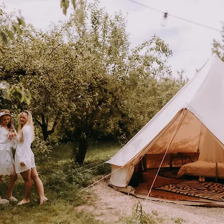 Arkadia Maciejowka Glamping Luxusní stan