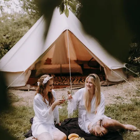 Arkadia Maciejowka Glamping Dlugowola (Grojec)