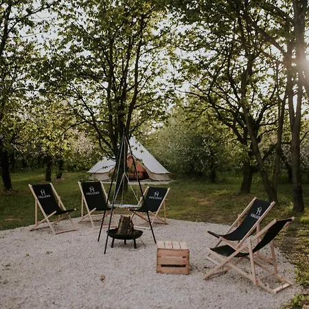 Arkadia Maciejowka Glamping Luxusní stan Dlugowola (Grojec)